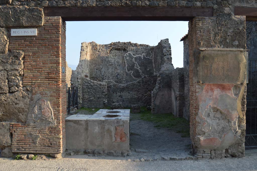I.7.8 Pompeii. October 2017. Looking south towards entrance doorway.
Foto Taylor Lauritsen, ERC Grant 681269 DCOR.
