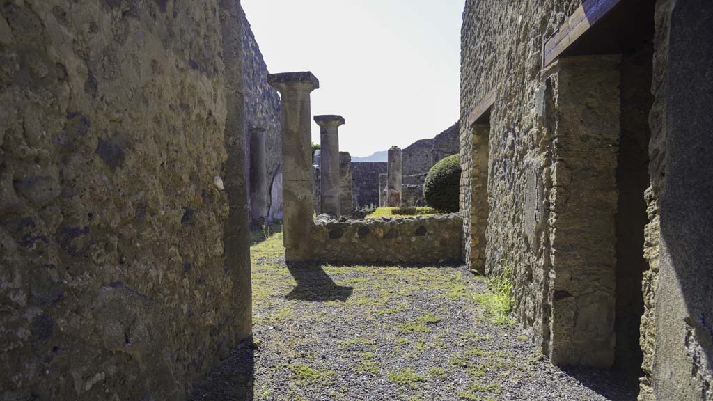 I.13.1 Pompeii. August 2021. Looking south along entrance corridor towards peristyle. Photo courtesy of Robert Hanson.