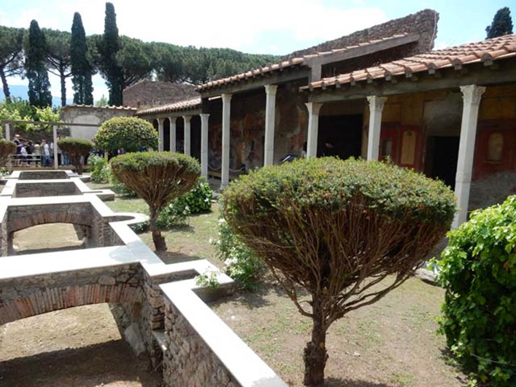 II.4.6 Pompeii. May 2016. Looking south across garden to west portico. Photo courtesy of Buzz Ferebee.

