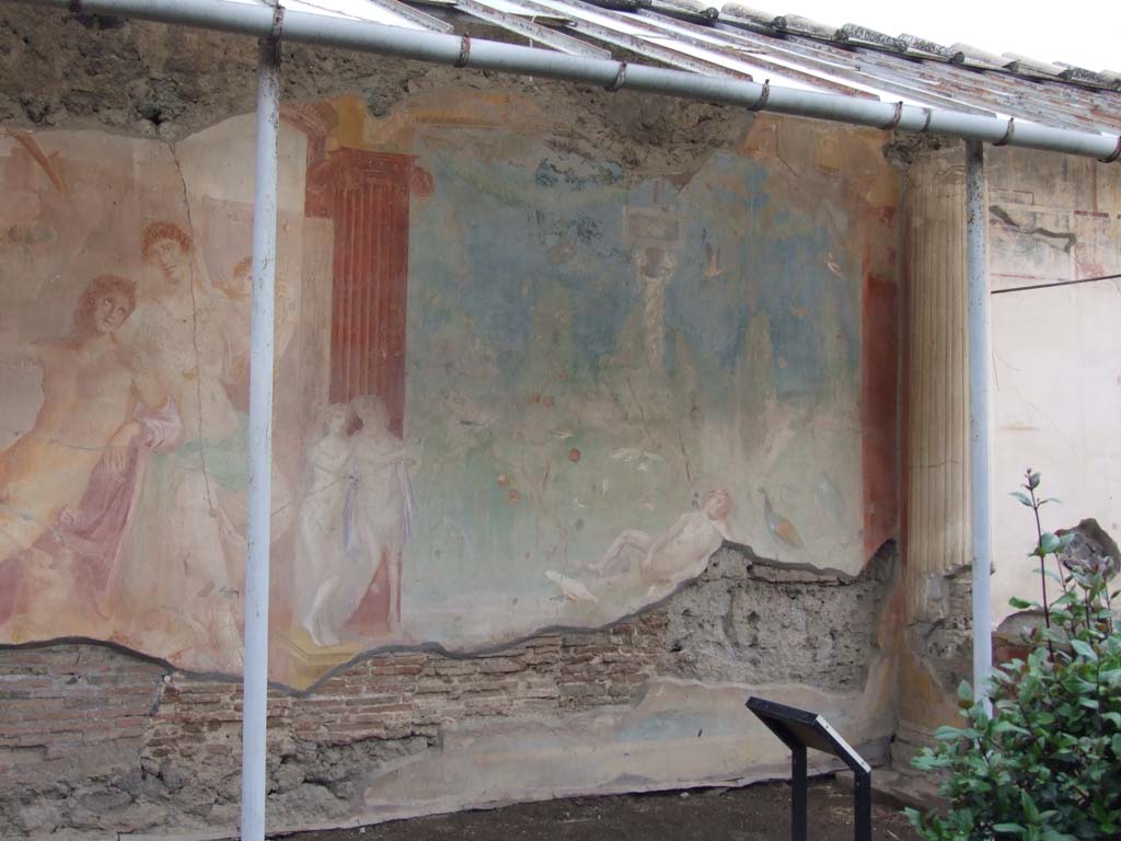 VI.7.18 Pompeii. December 2006. Peristyle. Large wall painting of Adonis ferito and Aphrodite, and Sleeping Eros.