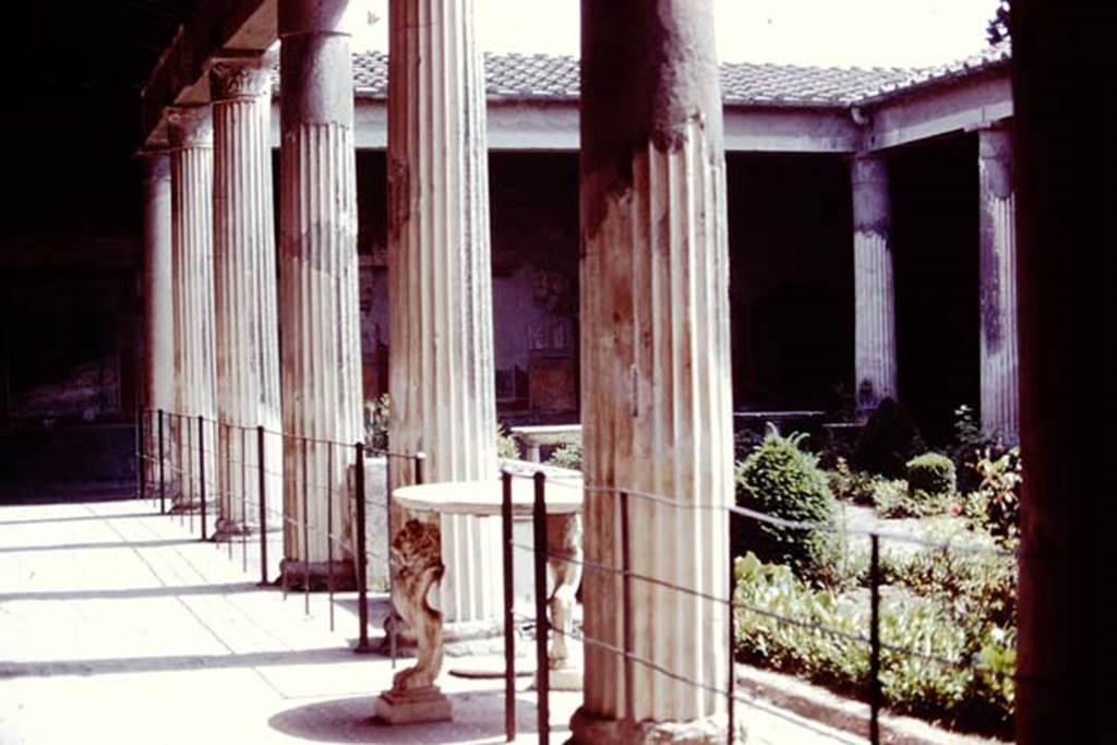 VI.15.1 Pompeii, 1978. Looking south along east portico. Photo by Stanley A. Jashemski.   
Source: The Wilhelmina and Stanley A. Jashemski archive in the University of Maryland Library, Special Collections (See collection page) and made available under the Creative Commons Attribution-Non Commercial License v.4. See Licence and use details. J78f0242
