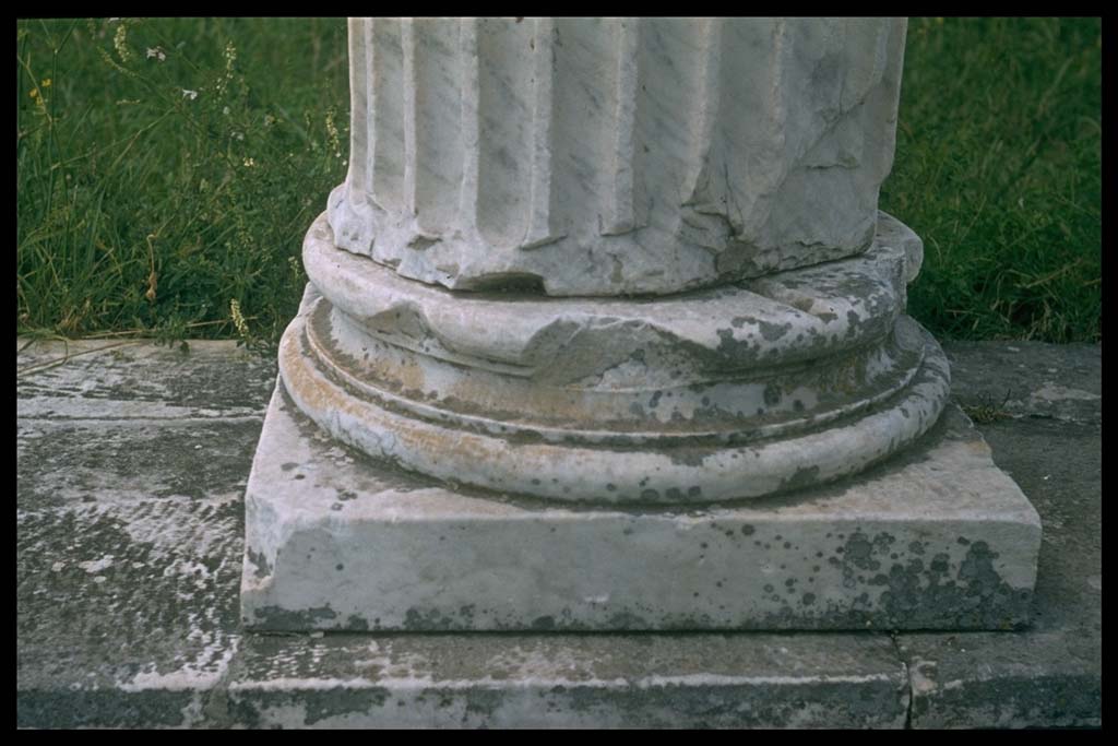 VII.9.1 Pompeii. Remains of column in Colonnade 9.
Photographed 1970-79 by Günther Einhorn, picture courtesy of his son Ralf Einhorn.
