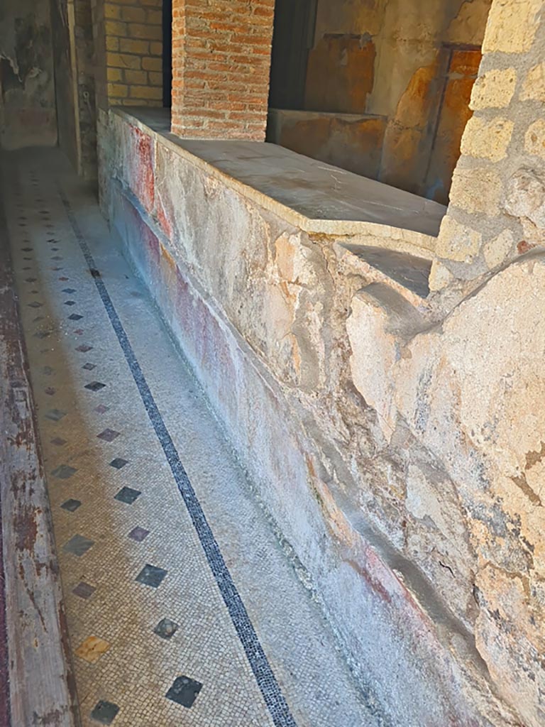 VII.16.a Pompeii. November 2023. Corridor B, south side. Photo courtesy of Giuseppe Ciaramella.