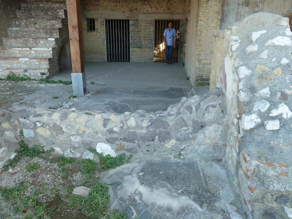 Stabiae, Villa Arianna, September 2015. Room 34, looking south across remaining floor in room 41, into room 34.