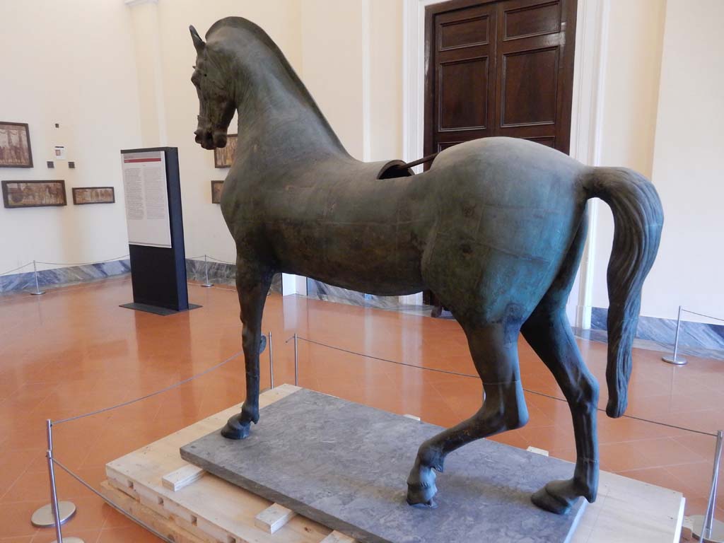 Arch of Caligula, Pompeii. June 2019. Detail of bronze horse. 
Now in Naples Archaeological Museum. Photo courtesy of Buzz Ferebee.