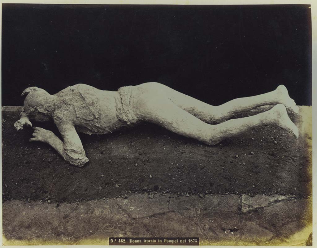Victim number 10 photographed by Roberto Rive no. 462. Photo courtesy of Eugene Dwyer.