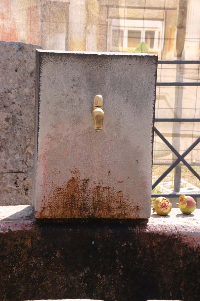 Fountain outside II.3.5. September 2019. Detail of modern pilaster.
Photo courtesy of Klaus Heese.