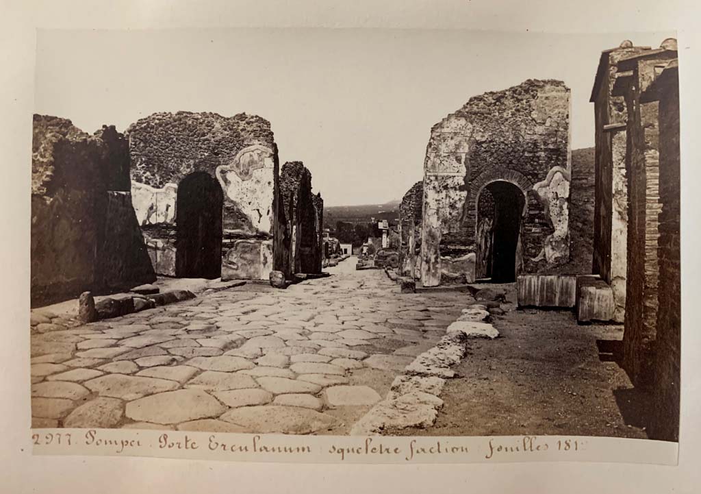 Porta Ercolano or Herculaneum Gate. Album by M. Amodio, c.1880, entitled “Pompei, destroyed on 23 November 79, discovered in 1748”.
Looking north through gate. Photo courtesy of Rick Bauer.