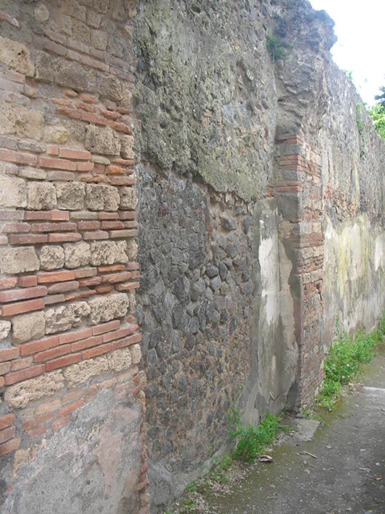 Porta Ercolano or Herculaneum Gate, Pompeii. May 2010. 
East side, looking south along east wall from north end. Photo courtesy of Ivo van der Graaff.
