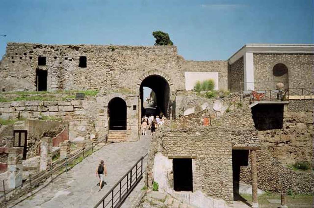 Pompeii Porta Marina. May 2010. Looking east. Photo courtesy of Rick Bauer.
According to Eschebach, the ancient name of this Gate may have been Porta Neptunis or Porta Forensis.
See Eschebach, L., 1993. Gebäudeverzeichnis und Stadtplan der antiken Stadt Pompeji. Köln: Böhlau. (p.12)