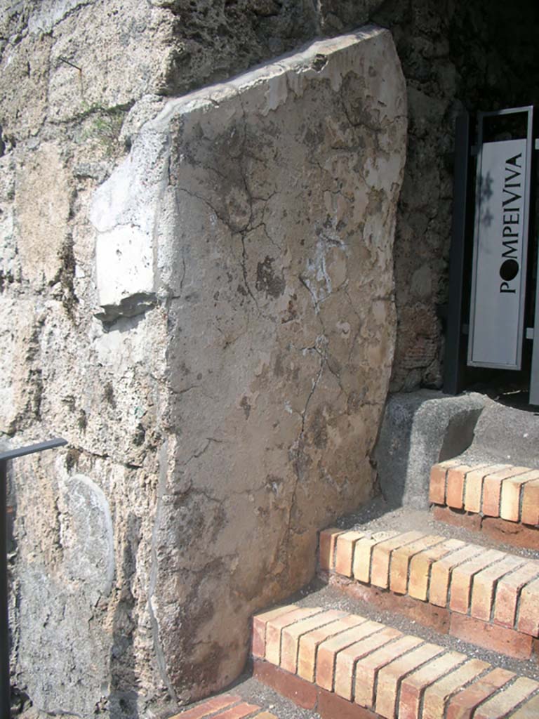 Porta Marina, Pompeii. May 2011. 
Pilaster with remaining plaster at west end of pedestrian tunnel. Photo courtesy of Ivo van der Graaff.