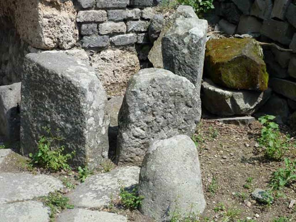 Pompeii Porta Nola. May 2010. South side of gate, looking east from city side.