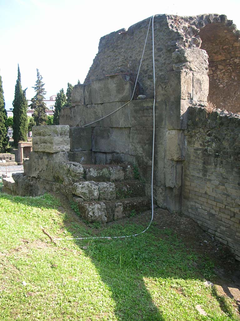 Porta di Nocera or Nuceria Gate, Pompeii. May 2010. 
Looking south along exterior east wall of gate, with steps. Photo courtesy of Ivo van der Graaff.