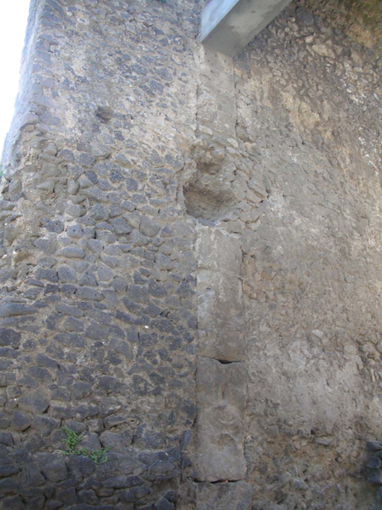 Porta di Nocera or Nuceria Gate, Pompeii. May 2010. 
Upper south end of west wall. Photo courtesy of Ivo van der Graaff.