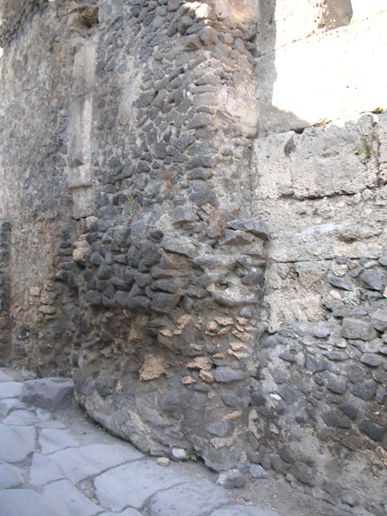 Porta di Nocera or Nuceria Gate, Pompeii. May 2010. 
Detail from east side of gate. Photo courtesy of Ivo van der Graaff.
