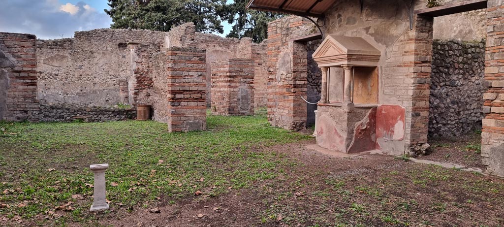 VIII.5.37 Pompeii. December 2023. 
Room 1, looking north-east across atrium, from entrance doorway. Photo courtesy of Miriam Colomer.