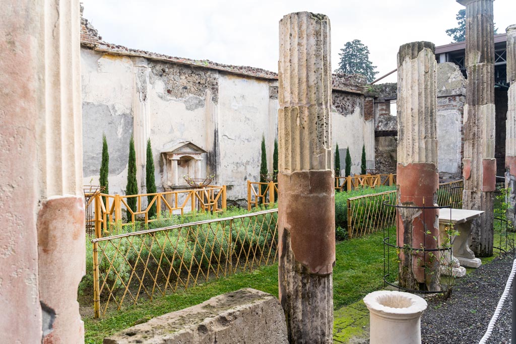 VI.9.6 Pompeii. January 2023. 
Room 17, newly planted beautiful garden area, looking south-east from west portico. Photo courtesy of Johannes Eber.