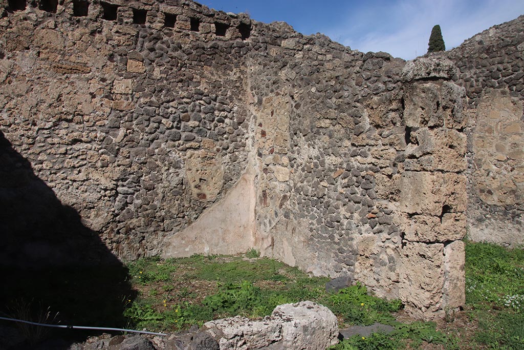 1.2.6 Pompeii. October 2024. 
Windowed triclinium, looking towards north wall, north-east corner and east wall. Photo courtesy of Klaus Heese.