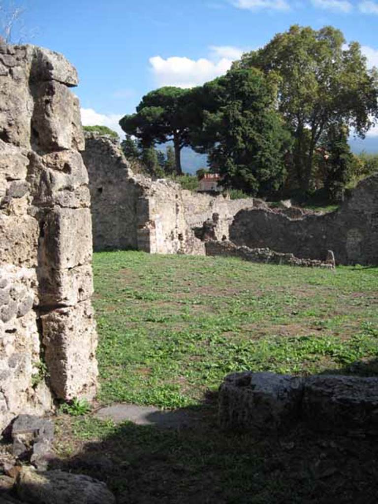 1.2.6 Pompeii. September 2010. Doorway in south wall, looking across atrium, from room in north-west corner. Photo courtesy of Drew Baker.