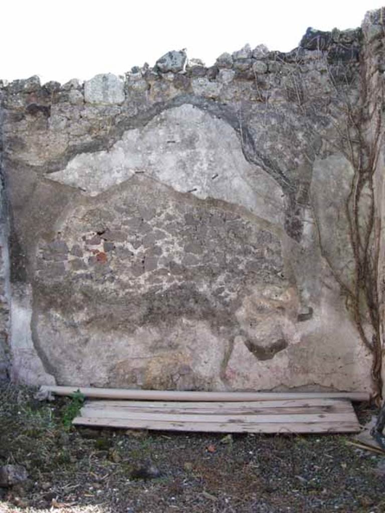 I.2.10 Pompeii. September 2010. South wall of tablinum. Photo courtesy of Drew Baker.