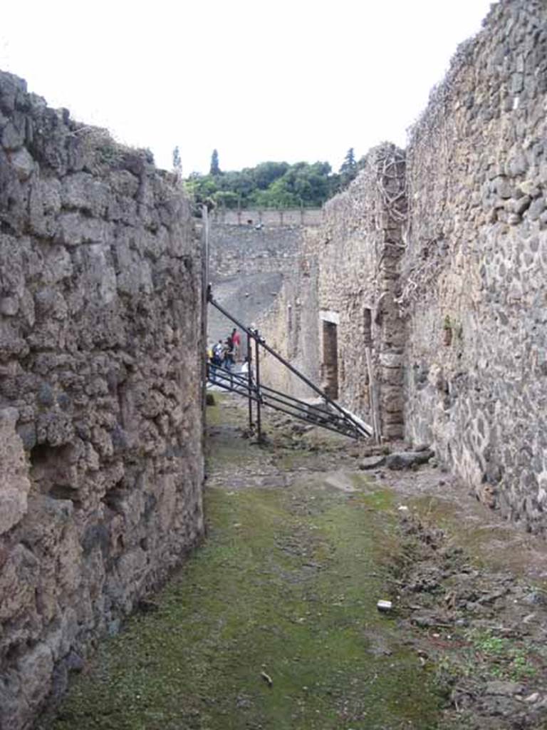 I.2.16 Pompeii. September 2010. Looking west along unnamed vicolo towards Via Stabiana, from near entrance. Photo courtesy of Drew Baker.