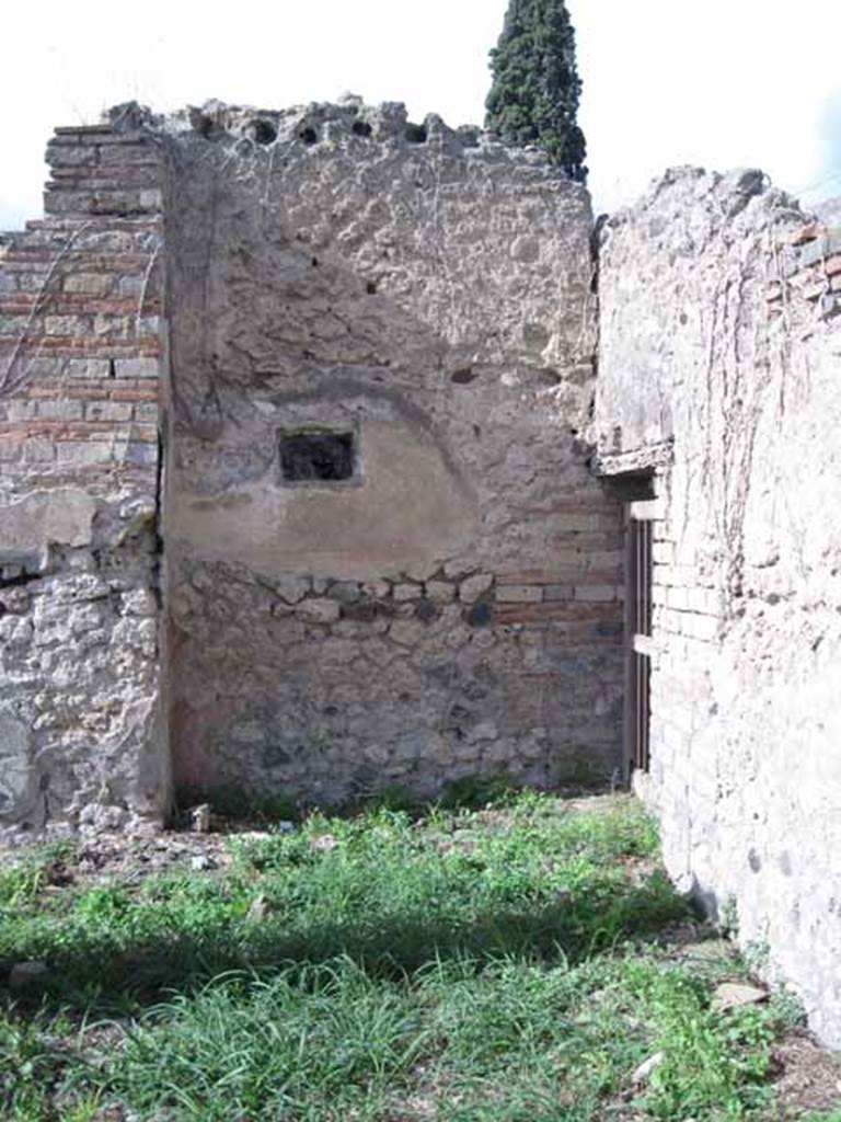 I.2.17 Pompeii. September 2010. Looking north in room 13, north-east corner, with doorway to 1.2.18, on right. Photo courtesy of Drew Baker.