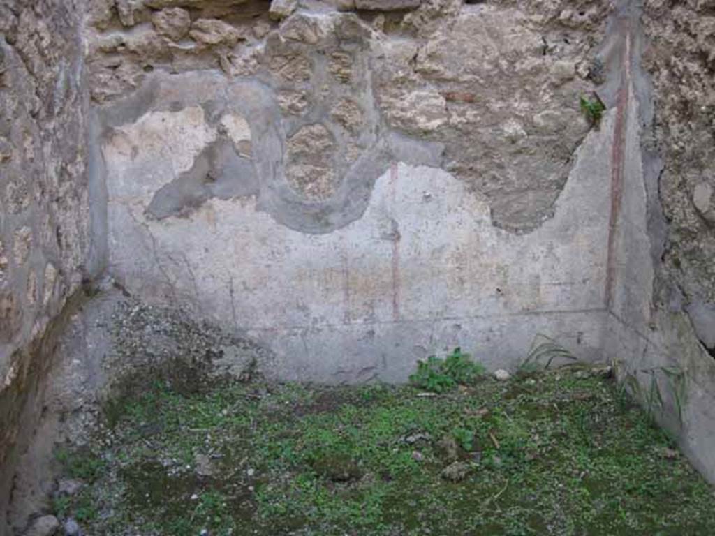 I.2.28 Pompeii. September 2010. North wall of cubiculum in north-east corner of atrium. Photo courtesy of Drew Baker.