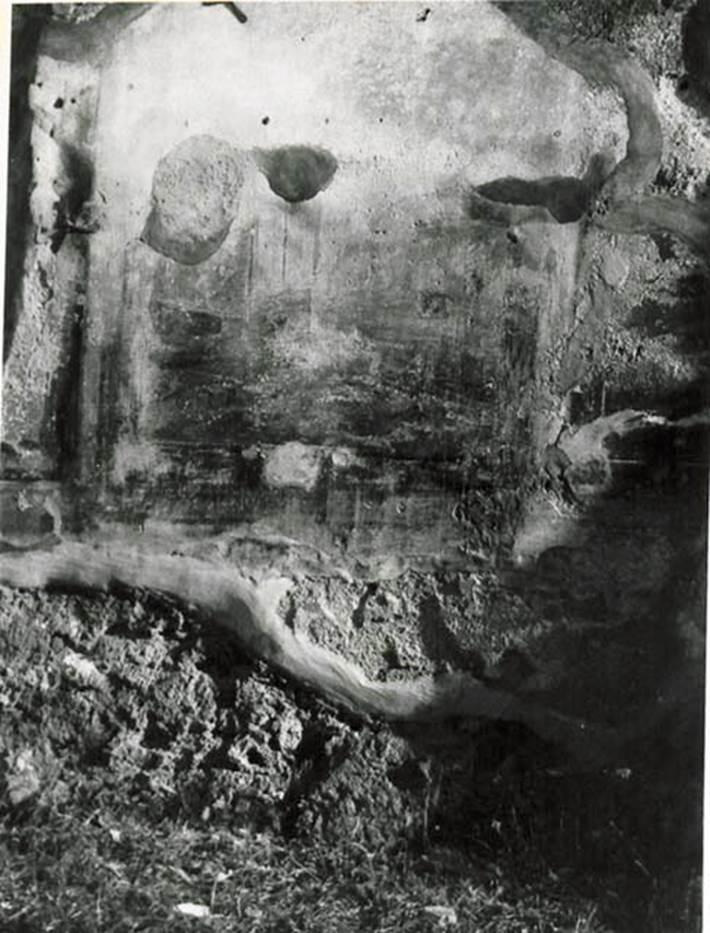 I.2.28 Pompeii. South wall of triclinium. 1935 photo taken by Tatiana Warscher, described as “I miseri resti della decorazione paesistica che ornava la parete sud del triclinio “i”. 
(translation: “The pitiful remains of the landscape decoration that adorned the south wall of the triclinium “i”.
See Warscher T., 1935. Codex Topographicus Pompeianus: Regio I.2. (no.59), Rome: DAIR, whose copyright it remains.
See Sogliano, A., 1879. Le pitture murali campane scoverte negli anni 1867-79. Napoli: Giannini. (p. 141, no.684 – from the triclinium to the right of the peristyle, height 1,17, width 0.87).
See Bull. Inst, 1873, p.244.