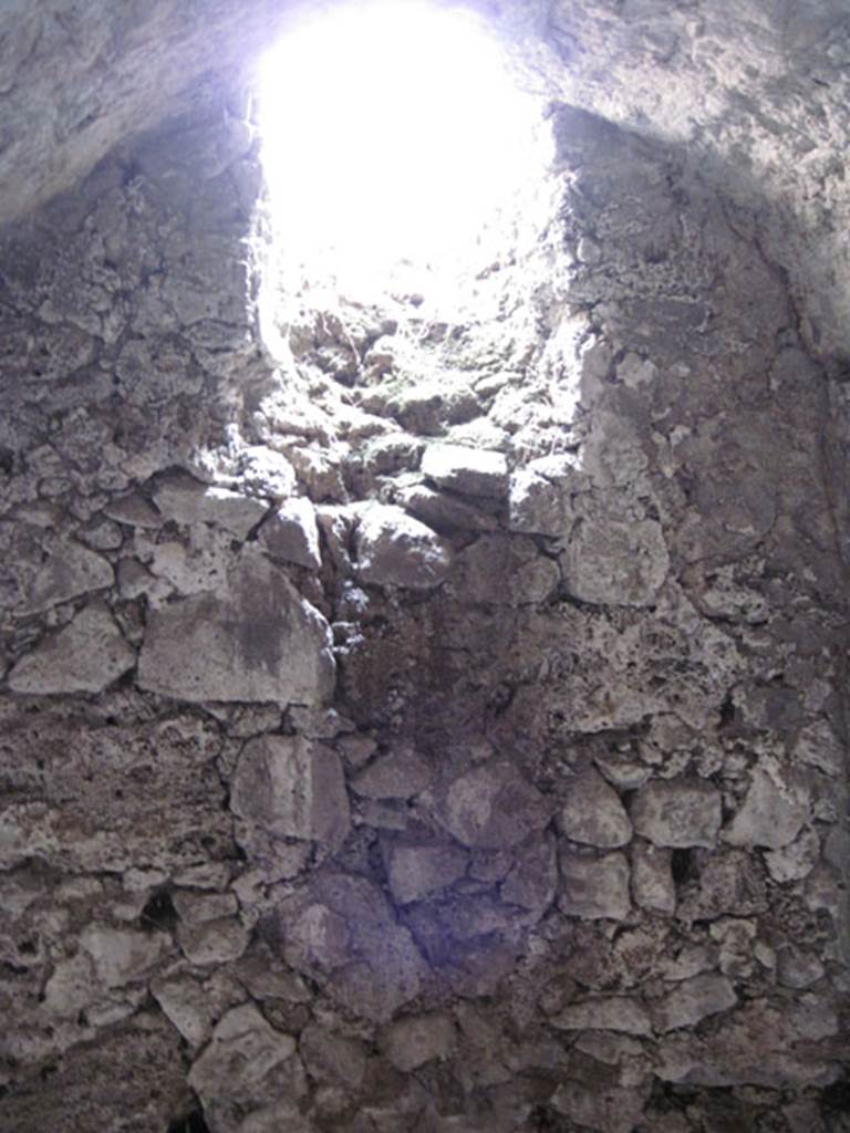 I.3.3 Pompeii. September 2010. East wall of storeroom that received light from vent on west side of upper peristyle. Photo courtesy of Drew Baker.