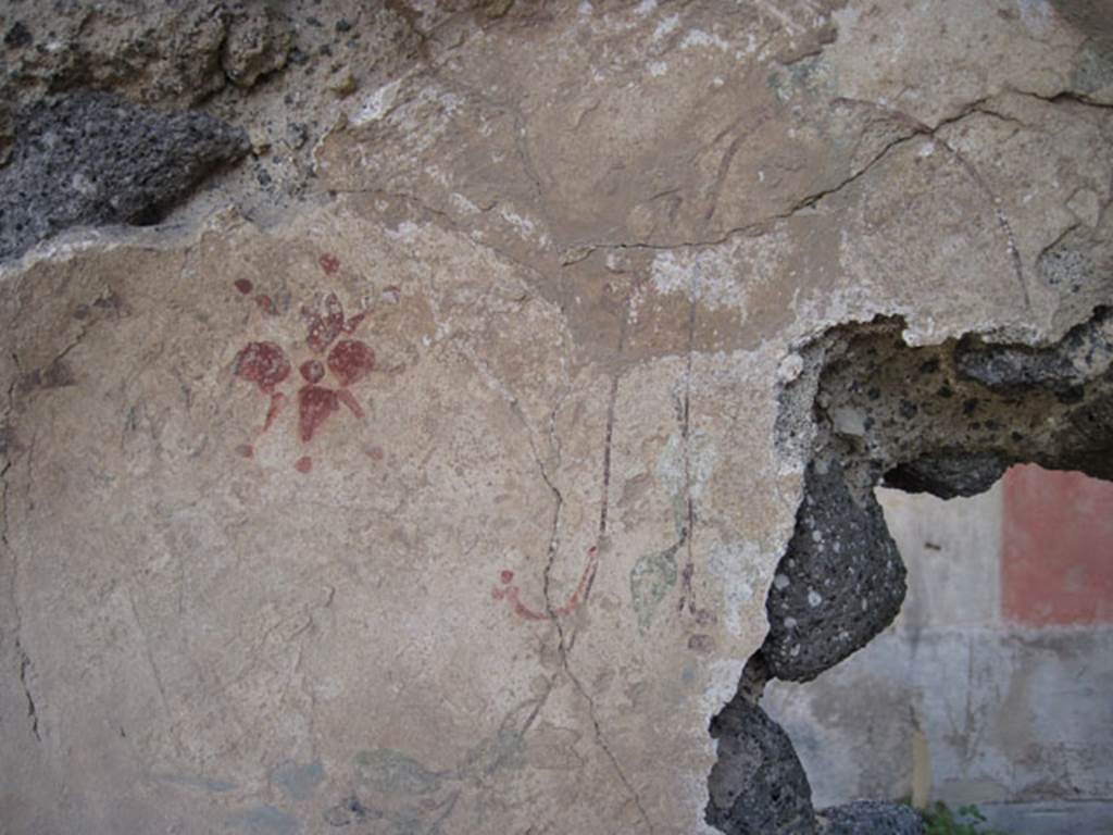 I.3.5 Pompeii. September 2010. Detail of niche showing remains of painted flowers and plants. Photo courtesy of Drew Baker.