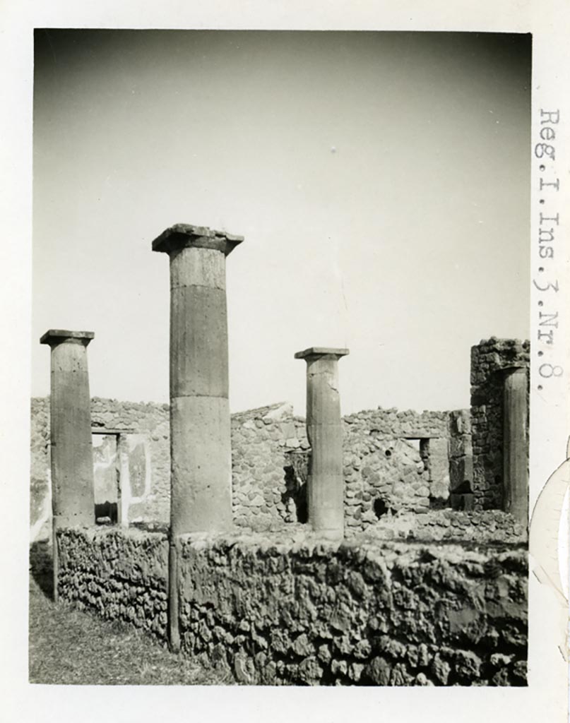 I.3.8b Pompeii. Pre-1937-39. Looking east from north portico.
Photo courtesy of American Academy in Rome, Photographic Archive. Warsher collection no. 002.