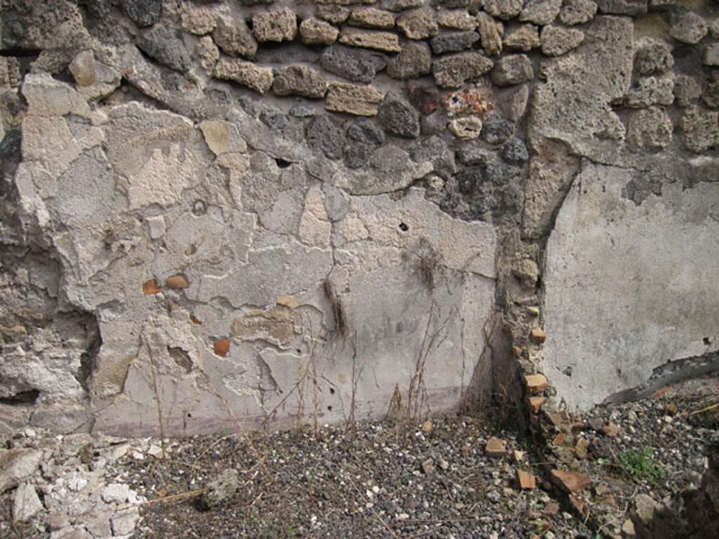 I.3.8b Pompeii. September 2010. East wall in south-east corner of small cubiculum. Photo courtesy of Drew Baker.