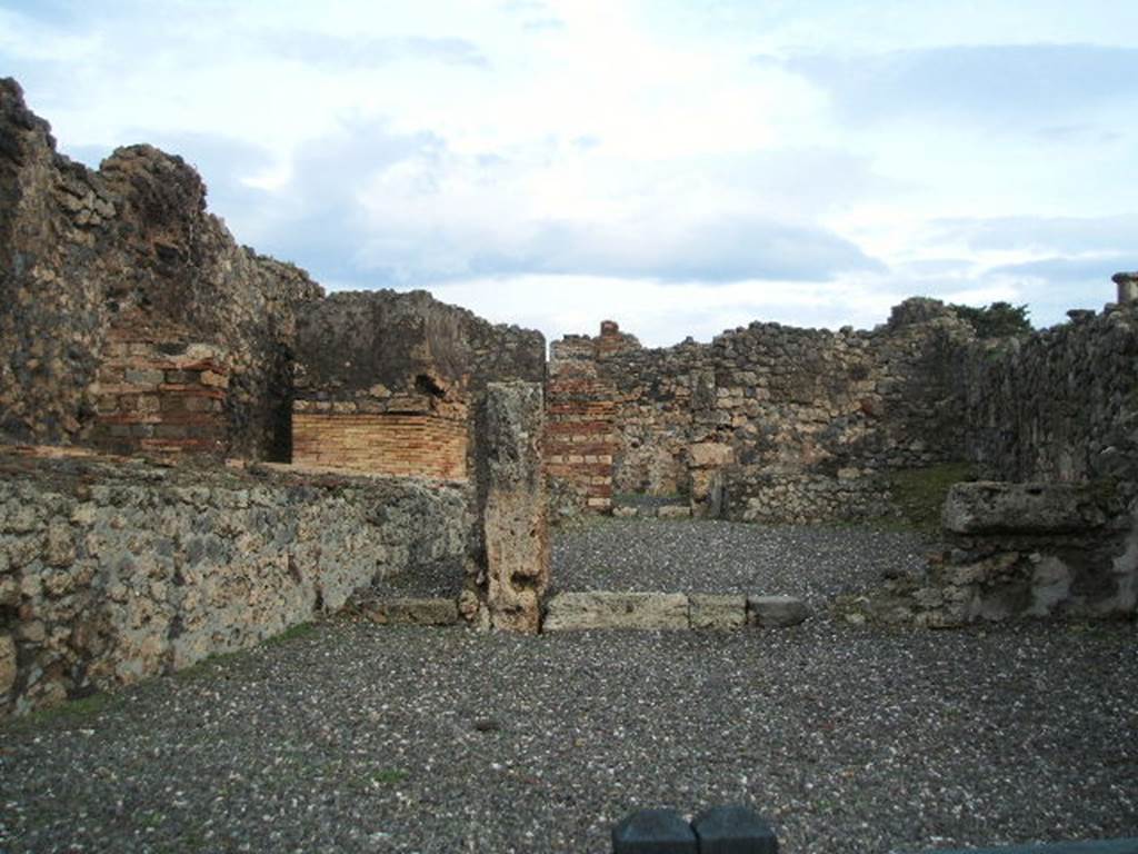 I.3.10                                                                                                   I.3.9
This area was dug through by the Sarno Canal around 1600, and ruined then, according to Fiorelli.
