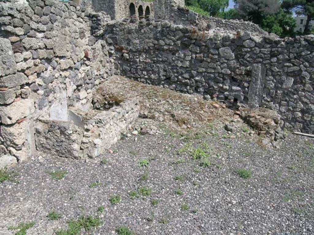 I.3.10 Pompeii. June 2005. Looking towards the south-east corner of room on south side with remains of tubs or vats. Photo courtesy of Nicolas Monteix.
