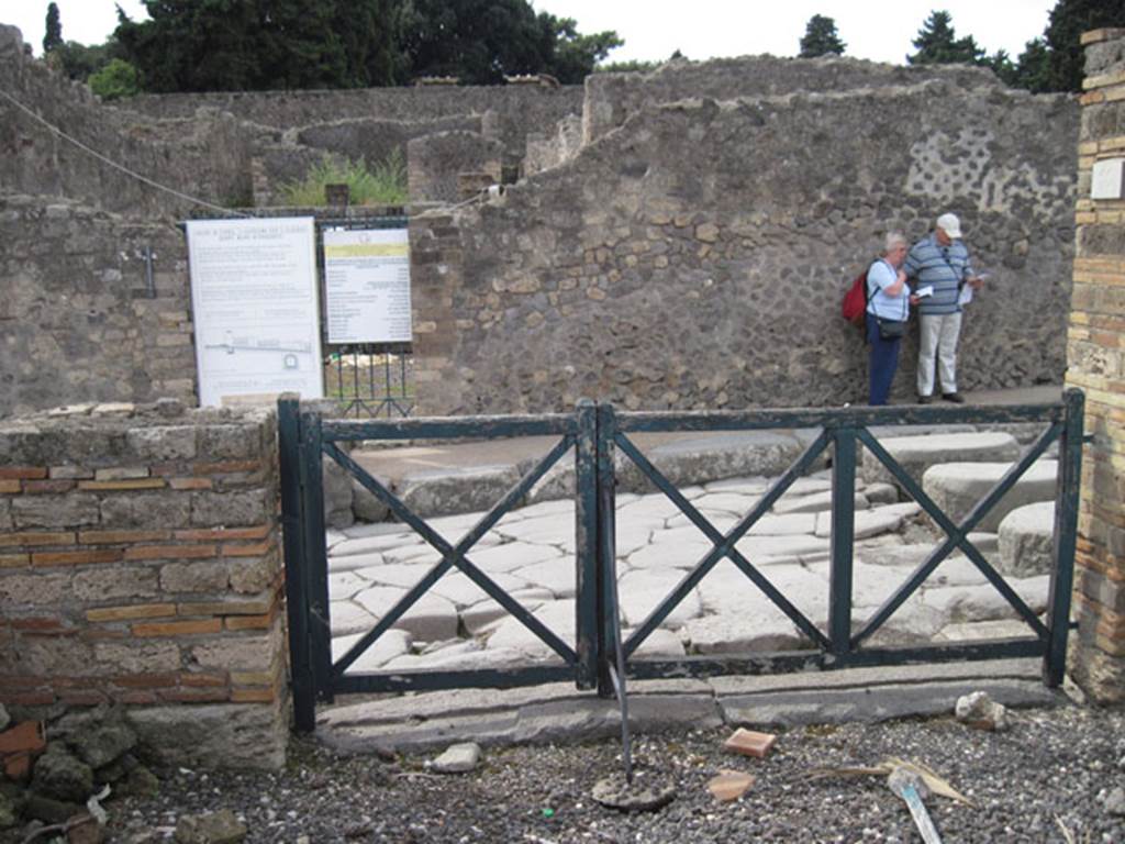 I.3.12 Pompeii. September 2010. Looking west across the shop towards the entrance doorway onto the Via Stabiana. Photo courtesy of Drew Baker.