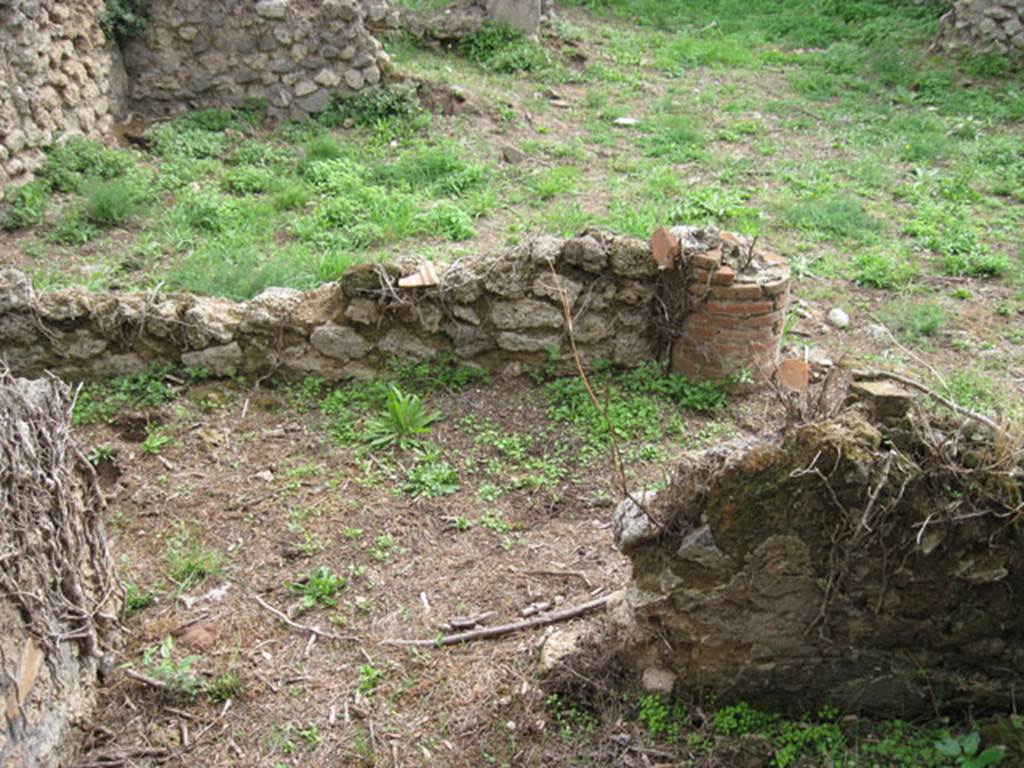 I.3.30 Pompeii. September 2010. Room 7, looking towards south wall with doorway to north portico. Photo courtesy of Drew Baker.