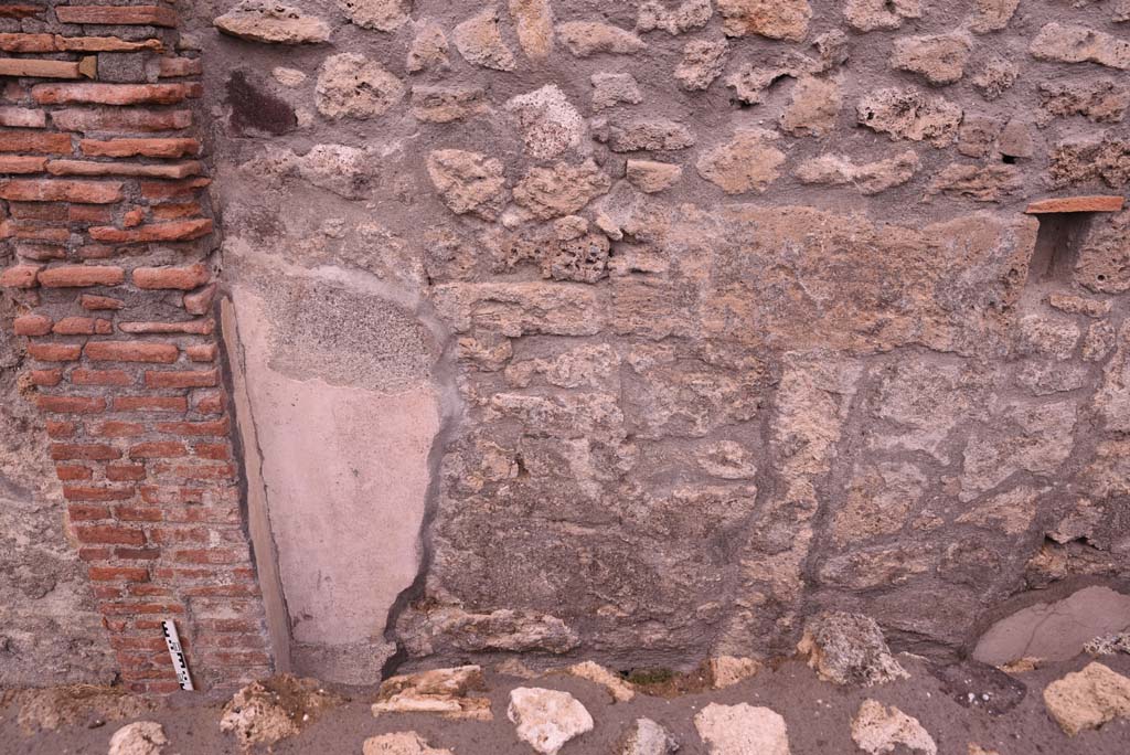 I.4.2 Pompeii. October 2019. Detail of north wall of corridor.
Foto Tobias Busen, ERC Grant 681269 DÉCOR.