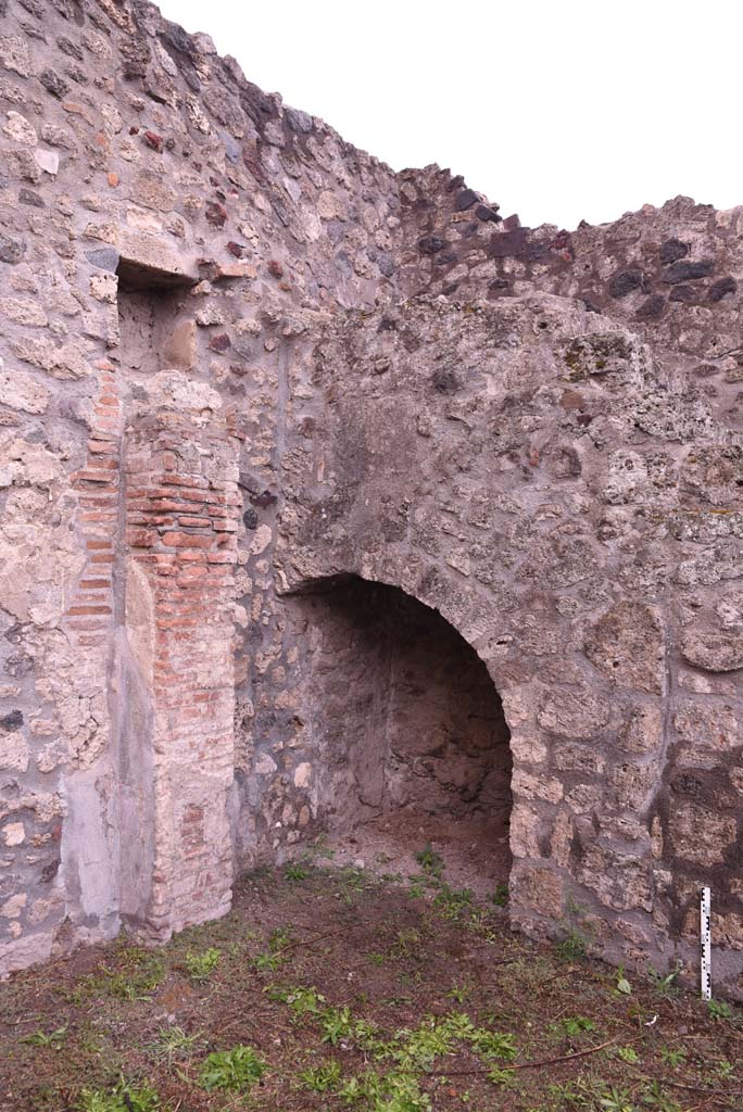 I.4.2 Pompeii. October 2019. Arched recess under stairs to upper floor. 
Foto Tobias Busen, ERC Grant 681269 DÉCOR.
