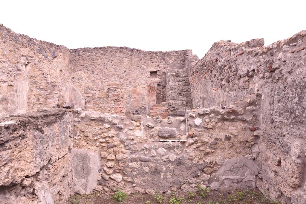 I.4.2 Pompeii. October 2019. East wall of cubiculum or oecus, on south side of tablinum.
Foto Tobias Busen, ERC Grant 681269 DÉCOR.