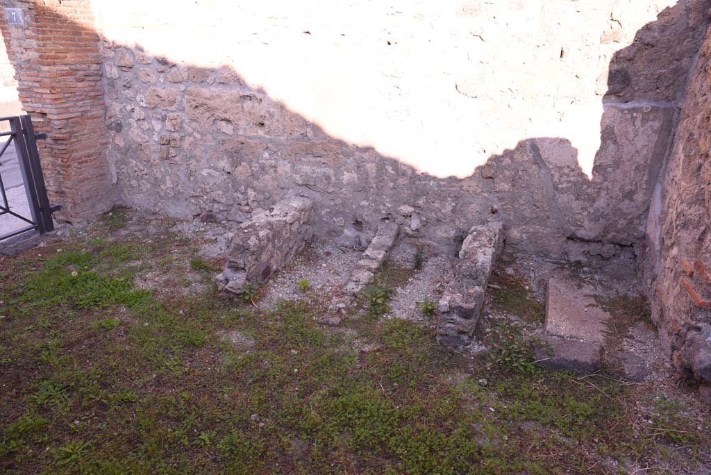 I.4.7 Pompeii. October 2019. Looking towards north wall with remains of masonry walls – fullonica stalls. 
Foto Tobias Busen, ERC Grant 681269 DÉCOR.