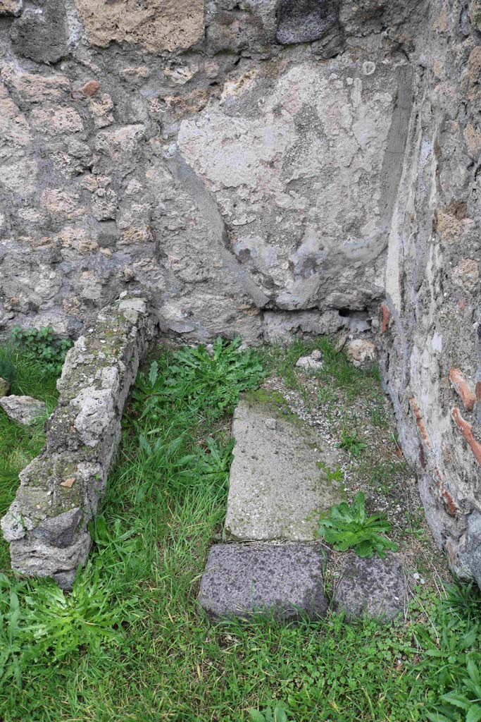 I.4.7 Pompeii. December 2018. North-east corner of west room. Photo courtesy of Aude Durand.