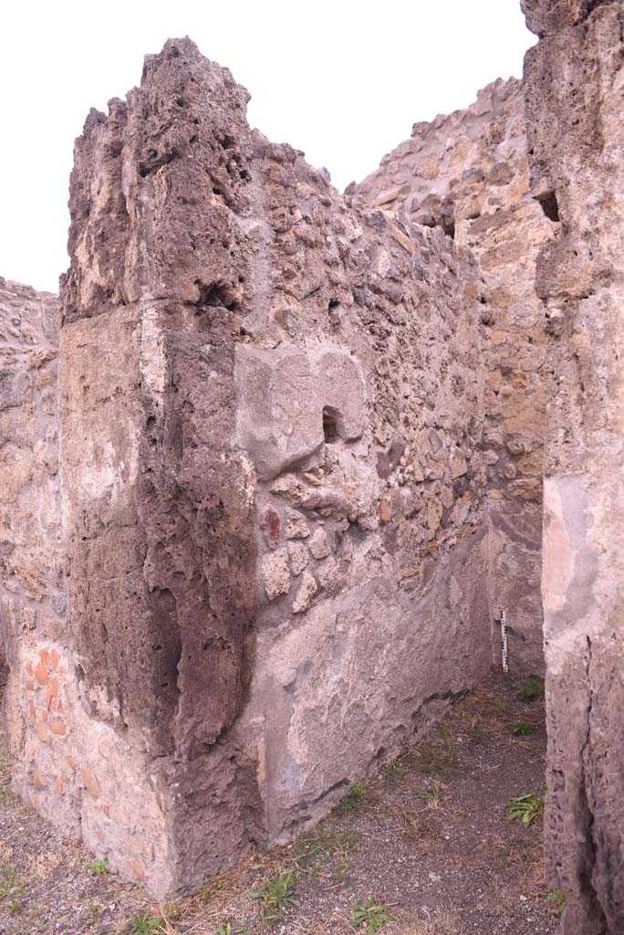 I.4.9 Pompeii. October 2019. Cubiculum d, looking towards west wall through doorway,
Foto Tobias Busen, ERC Grant 681269 DÉCOR.