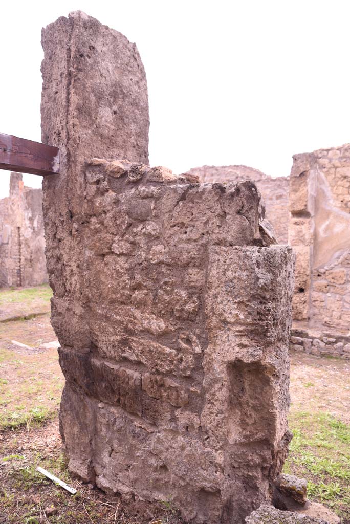 I.4.9 Pompeii. October 2019. Room g, looking north-west towards remains of north wall.
Foto Tobias Busen, ERC Grant 681269 DÉCOR.