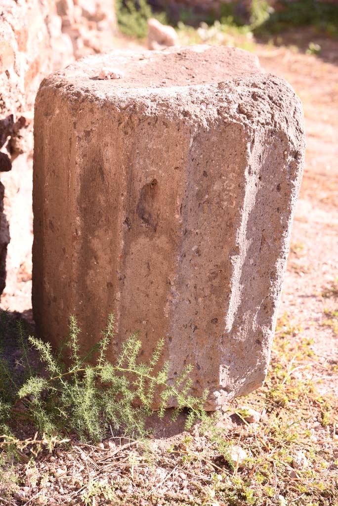 I.4.12 Pompeii. October 2019. Room f, detail, looking south.
Foto Tobias Busen, ERC Grant 681269 DÉCOR.