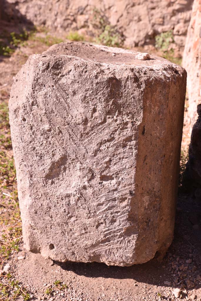 I.4.12 Pompeii. October 2019. Room f, detail, looking north.
Foto Tobias Busen, ERC Grant 681269 DÉCOR.