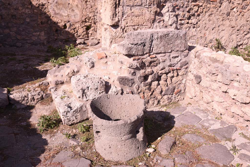 I.4.12 Pompeii. October 2019. Area g, in north-east corner of room b, site of steps to upper floor rooms.
Foto Tobias Busen, ERC Grant 681269 DÉCOR.