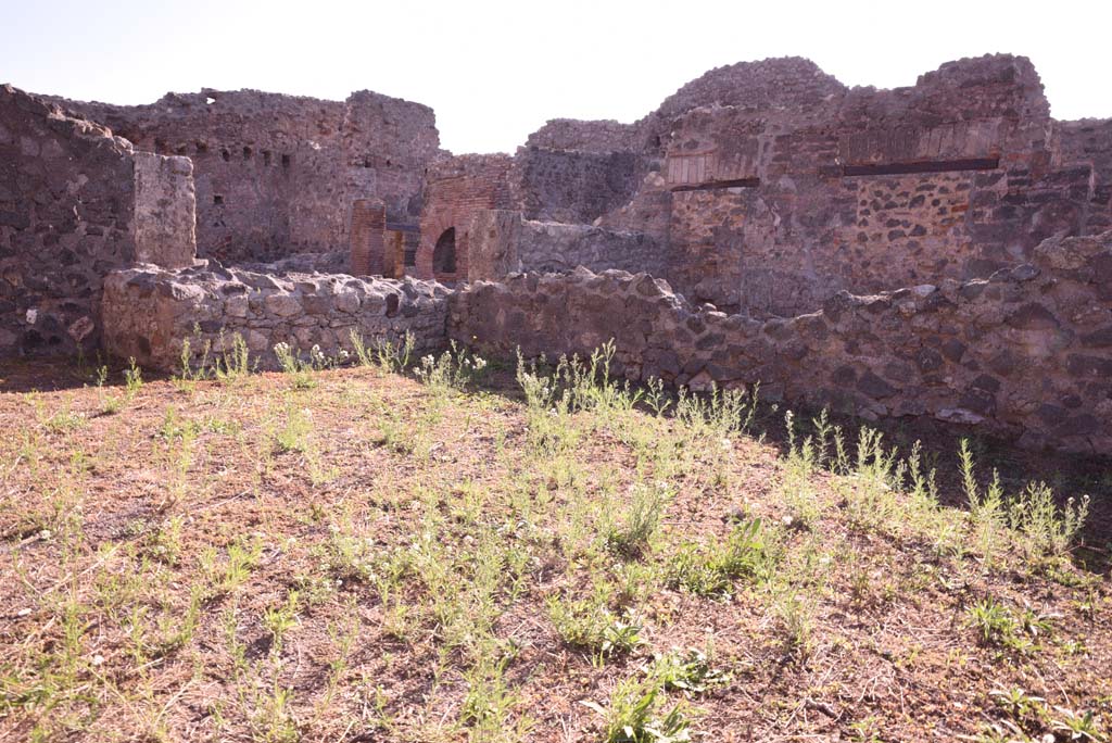 I.4.13 Pompeii. October 2019. Room a, looking south-east across bakery room, with other oven visible in I.4.12.
Foto Tobias Busen, ERC Grant 681269 DÉCOR.