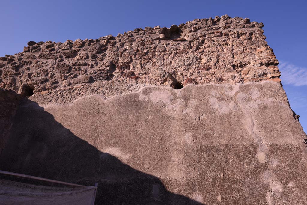 I.4.19 Pompeii. October 2019. Detail of upper west wall.
Foto Tobias Busen, ERC Grant 681269 DÉCOR.