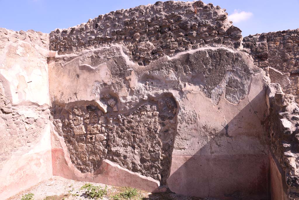 I.4.22 Pompeii. October 2019. East wall of room “c”.
Foto Tobias Busen, ERC Grant 681269 DÉCOR.