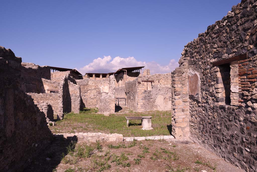 I.4.22 Pompeii. October 2019. Room “k/l”, looking north.
Foto Tobias Busen, ERC Grant 681269 DÉCOR.